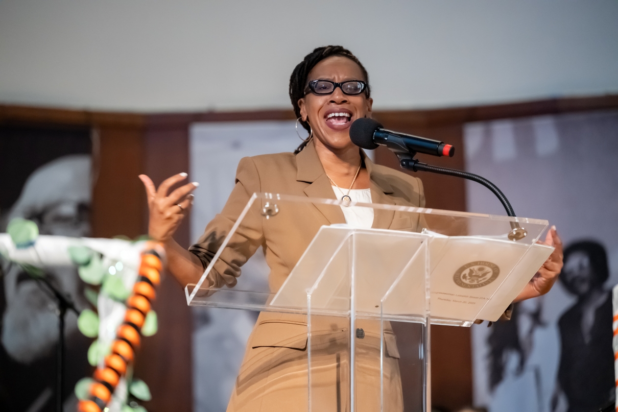 Morning Is on the Way — Congresswoman Lateefah Simon at GLIDE