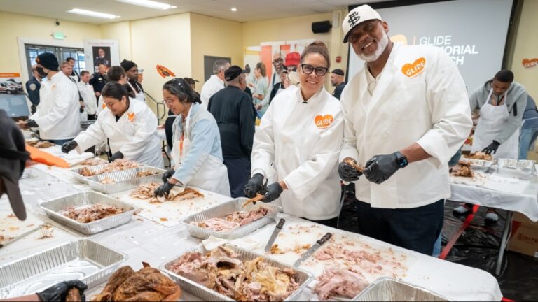 thanksgiving carving 2025